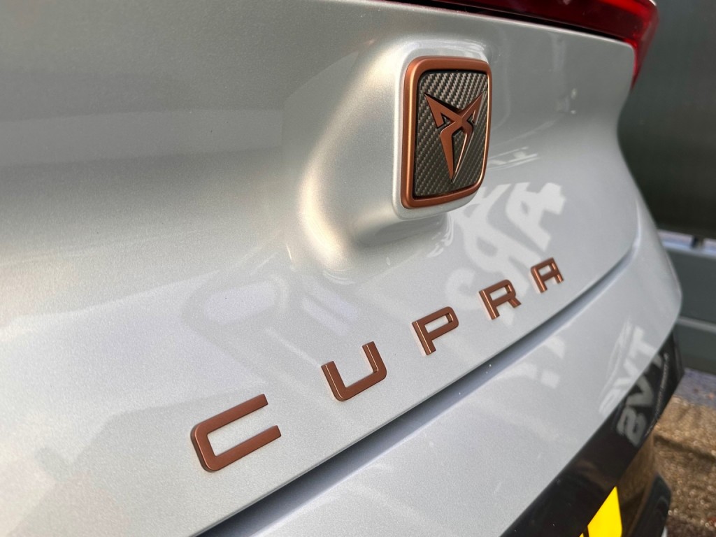 CUPRA BORN