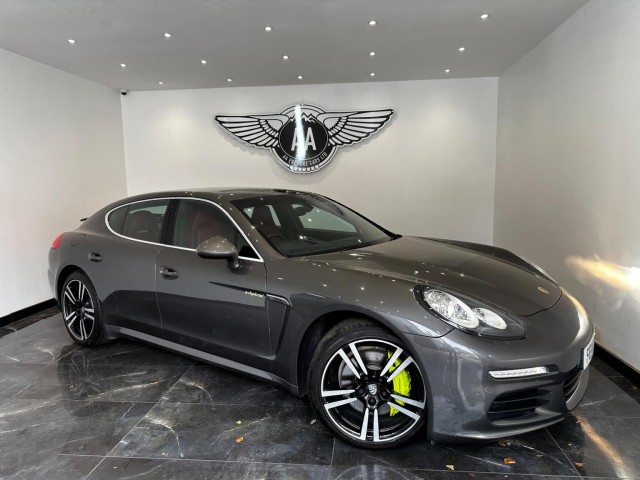 PORSCHE