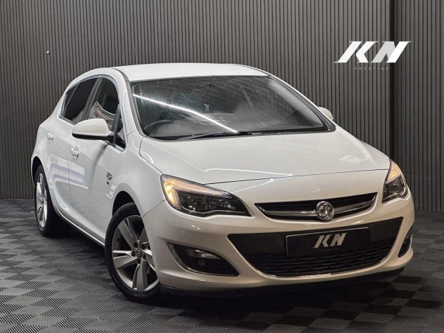 VAUXHALL ASTRA 1.6 16v SRi Euro 5 5dr