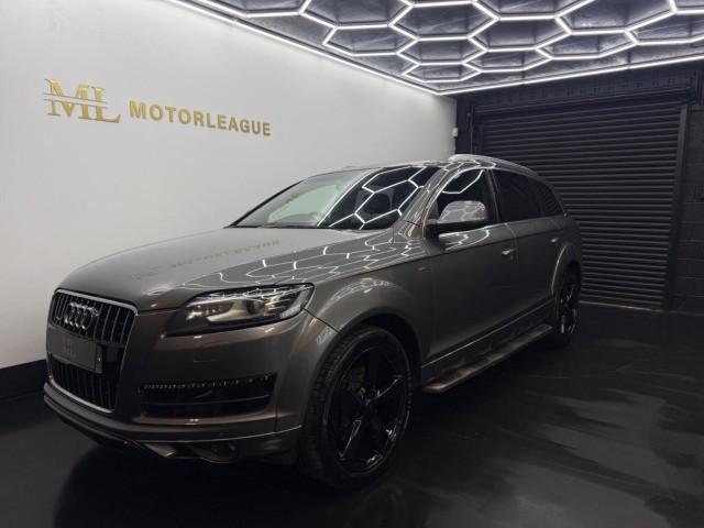 AUDI Q7