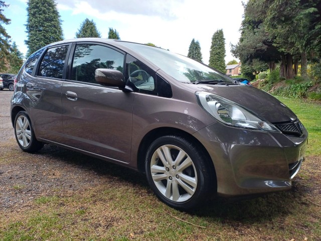 HONDA JAZZ 1.4 i-VTEC ES Plus