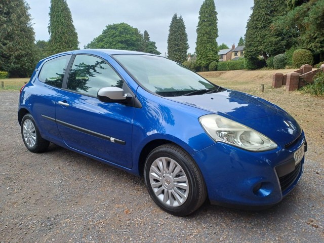 RENAULT CLIO 1.2 I-Music