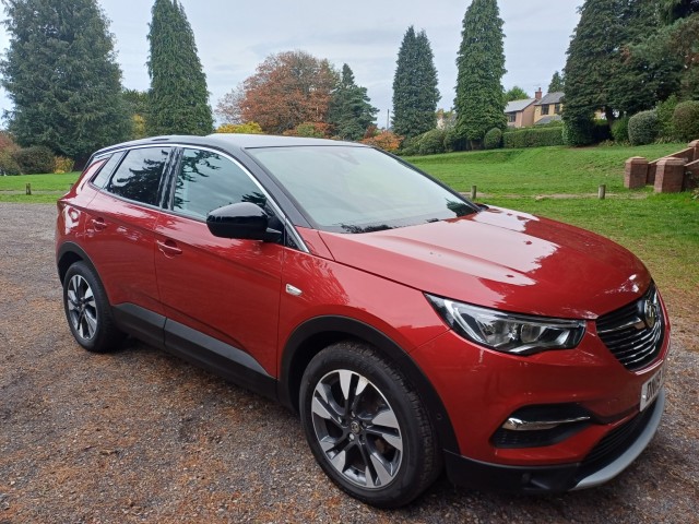 VAUXHALL GRANDLAND X 1.5 Turbo D BlueInjection Sport Nav