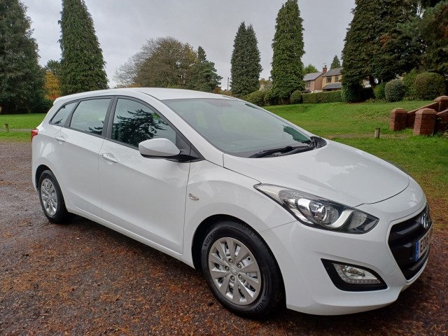 HYUNDAI I30 1.6 CRDi Blue Drive S
