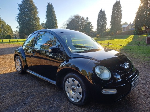 VOLKSWAGEN BEETLE 1.6