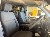 VOLKSWAGEN TRANSPORTER SHUTTLE