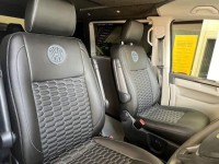 VOLKSWAGEN TRANSPORTER SHUTTLE