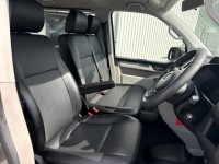 VOLKSWAGEN TRANSPORTER SHUTTLE