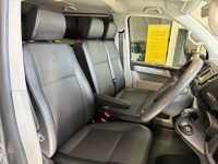 VOLKSWAGEN TRANSPORTER SHUTTLE