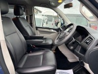VOLKSWAGEN TRANSPORTER SHUTTLE