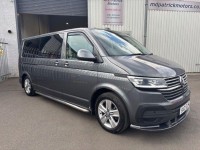 VOLKSWAGEN TRANSPORTER SHUTTLE