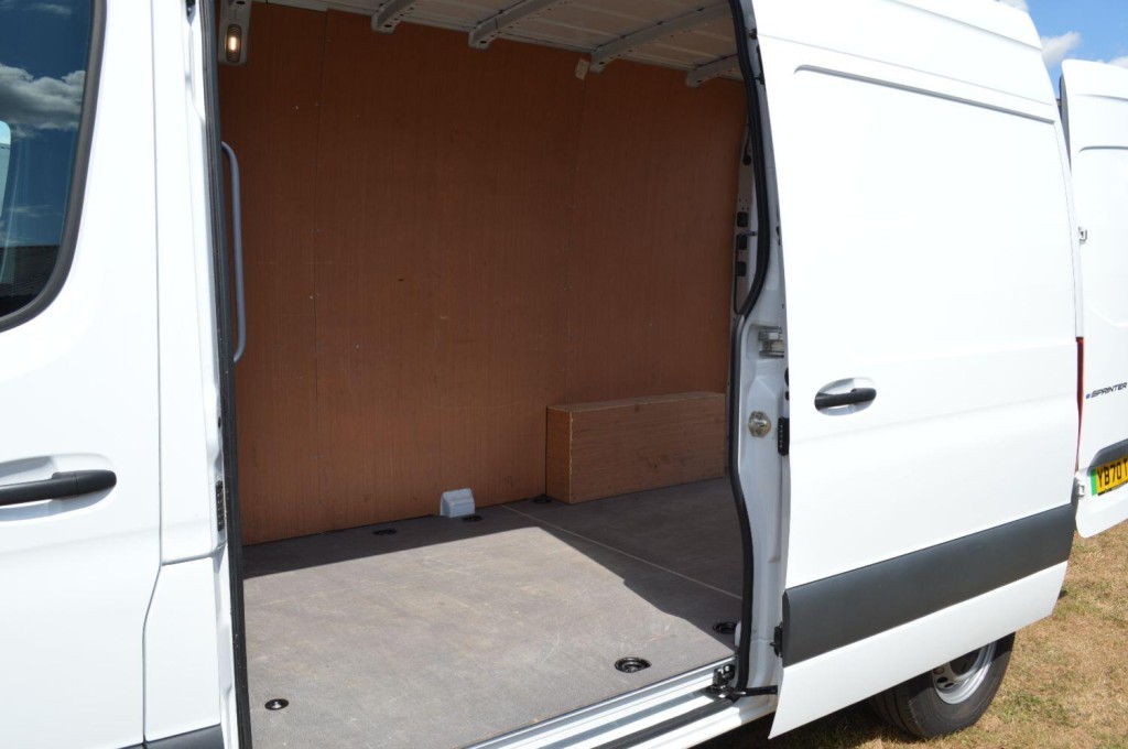 MERCEDES-BENZ ESPRINTER