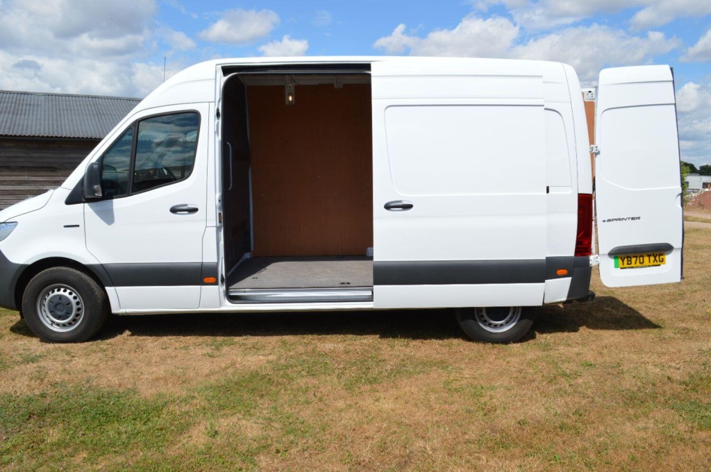 MERCEDES-BENZ ESPRINTER