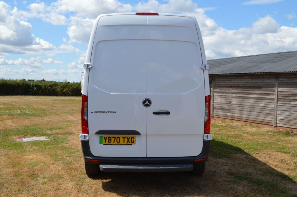 MERCEDES-BENZ ESPRINTER