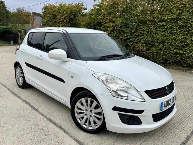 SUZUKI SWIFT
