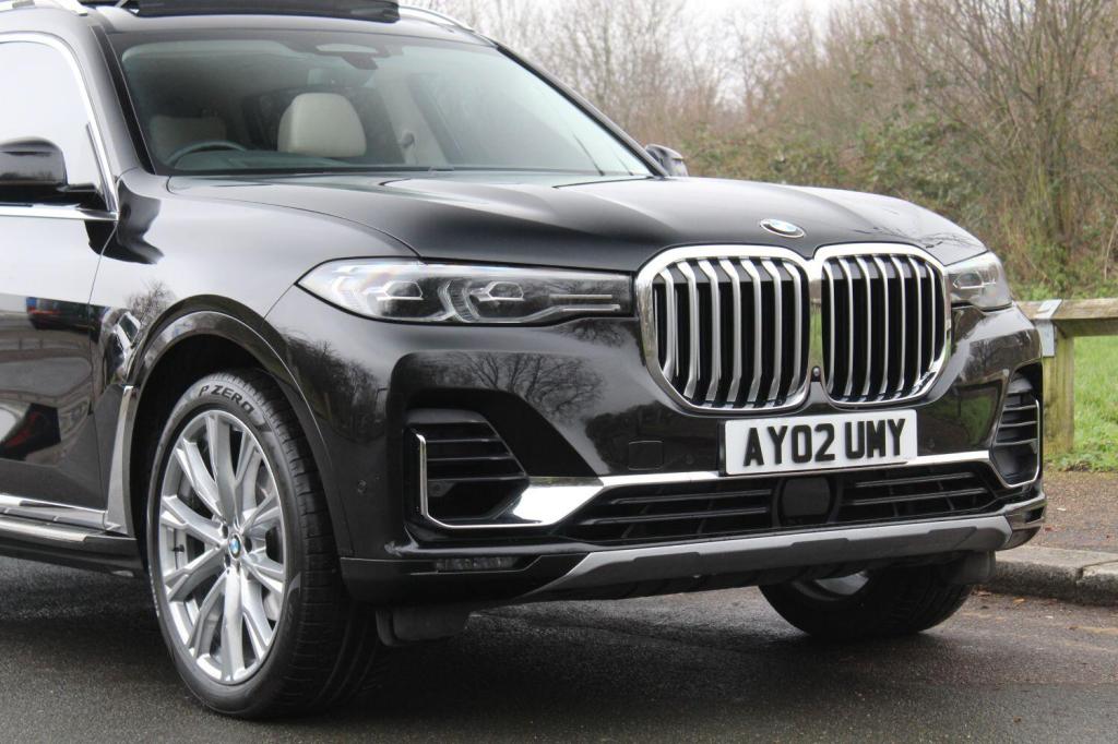BMW X7