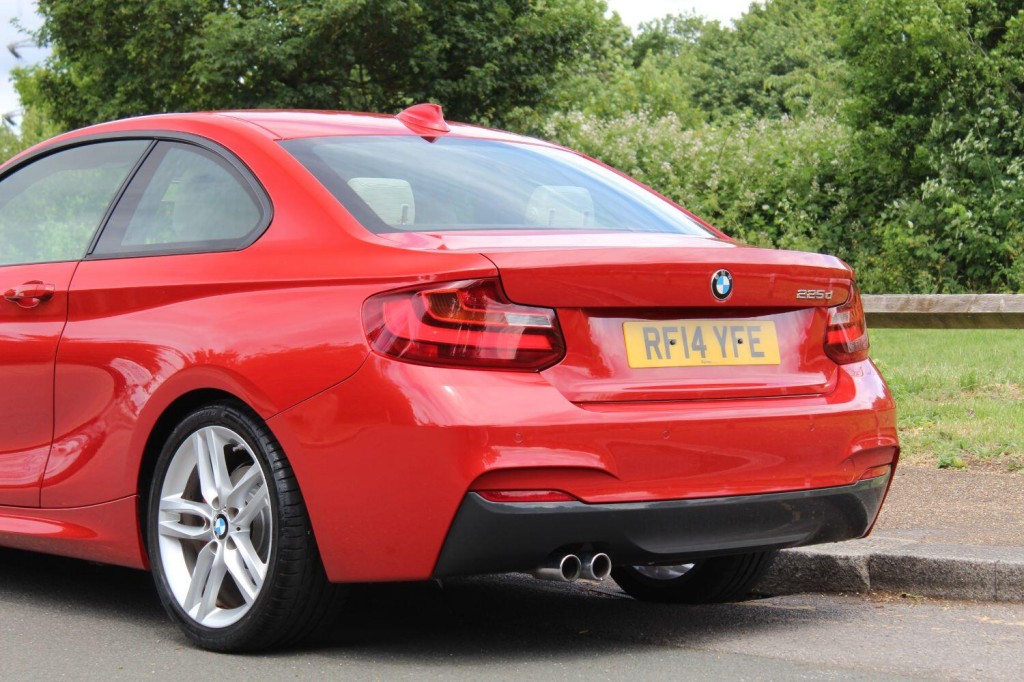BMW 2 SERIES