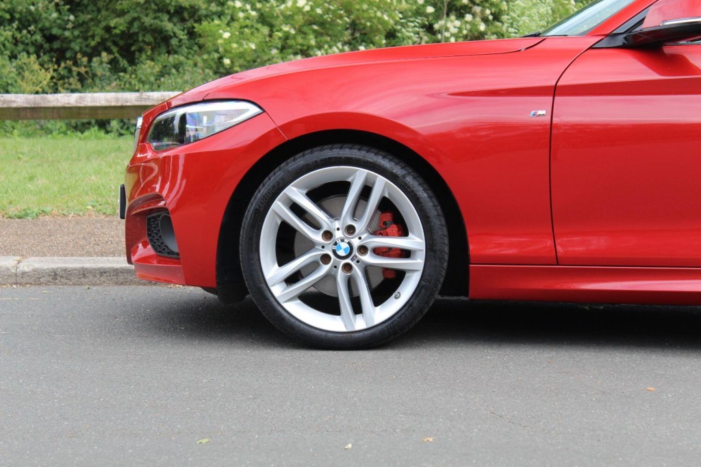 BMW 2 SERIES