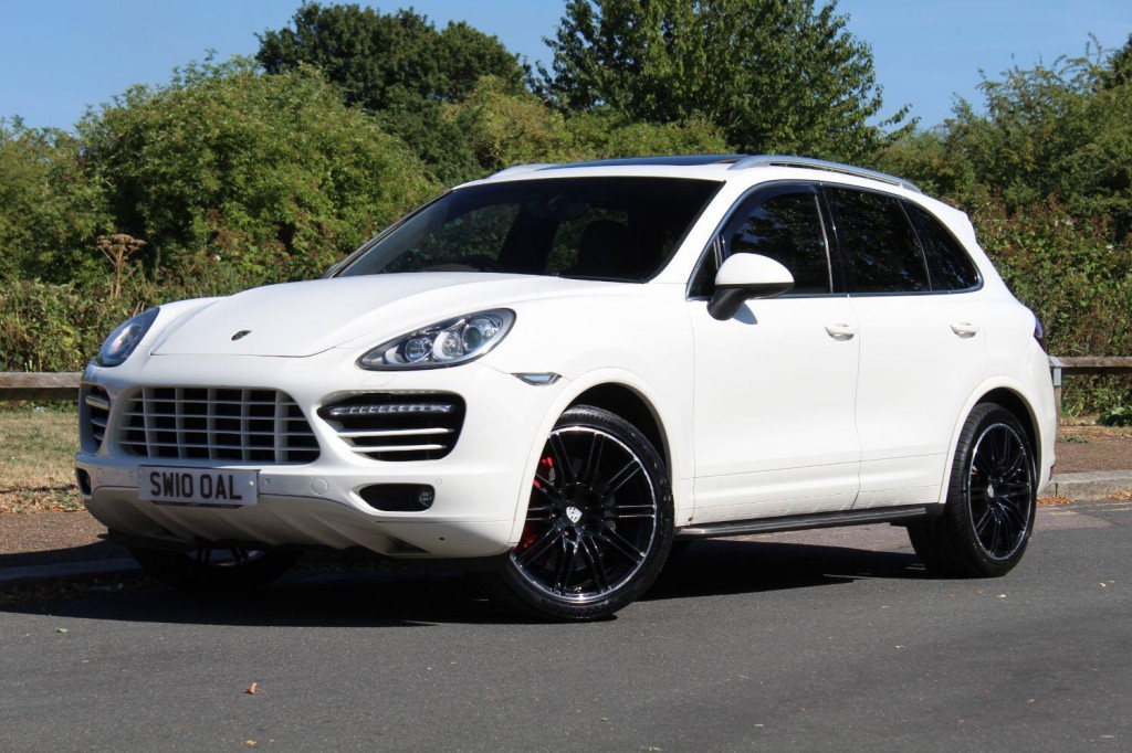 PORSCHE CAYENNE