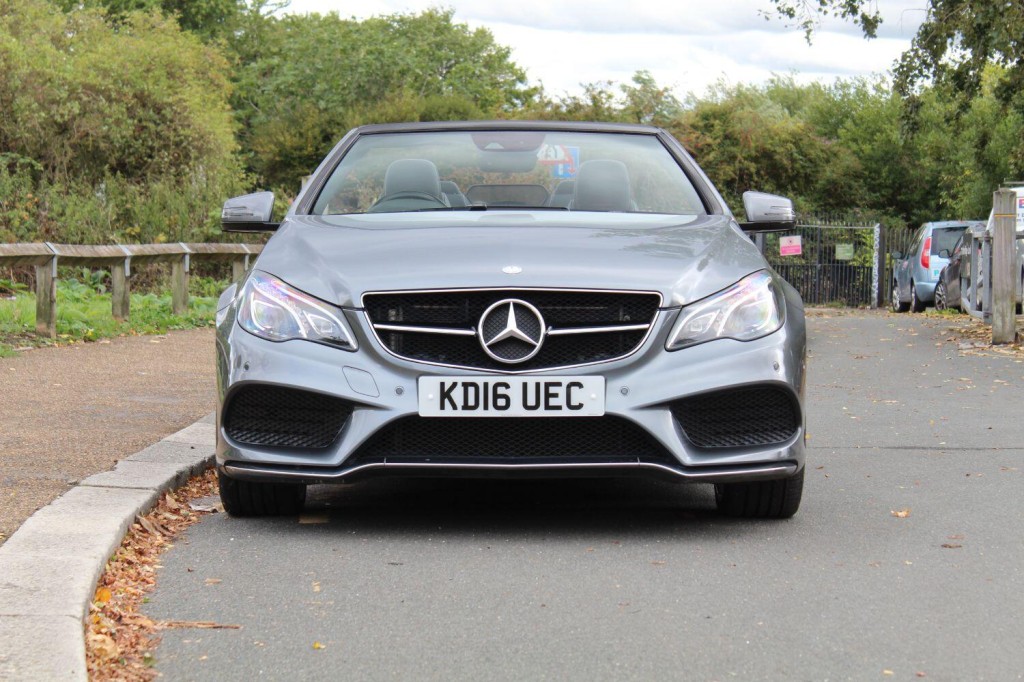 MERCEDES-BENZ E CLASS