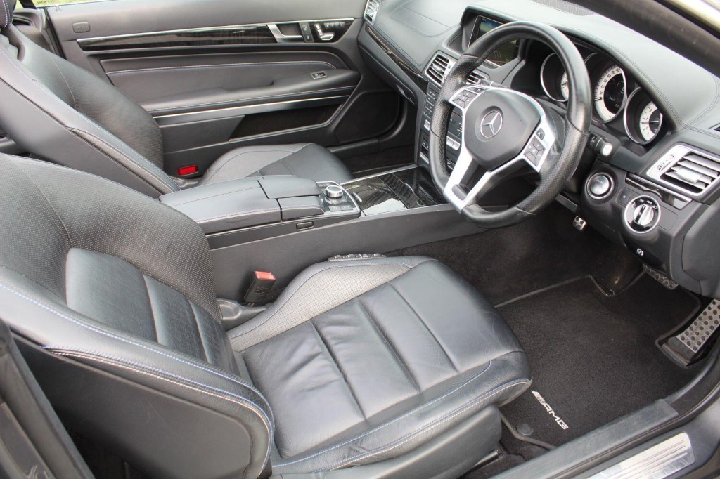 MERCEDES-BENZ E CLASS