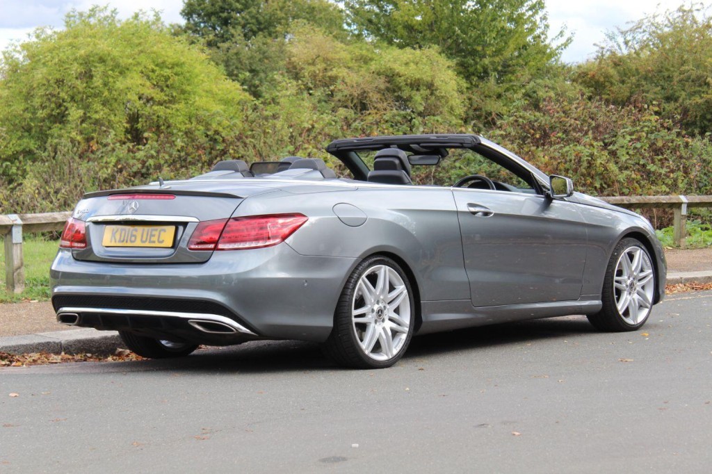 MERCEDES-BENZ E CLASS