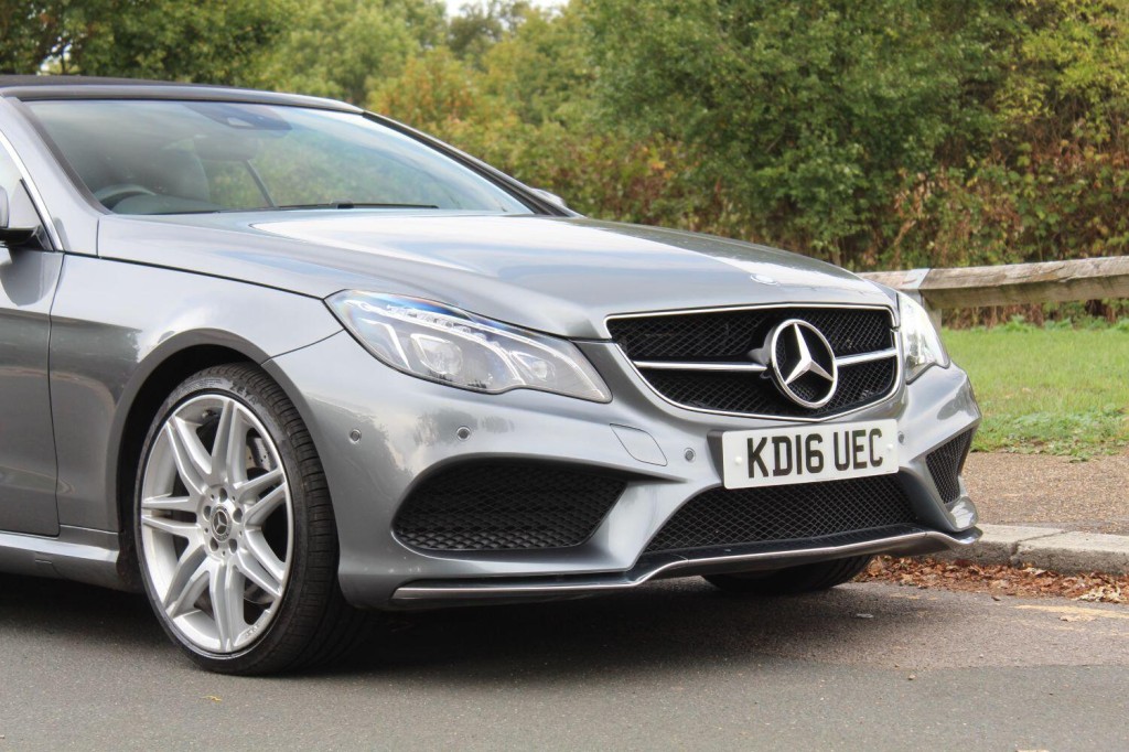 MERCEDES-BENZ E CLASS