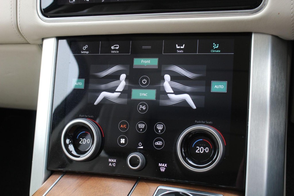 LAND ROVER RANGE ROVER