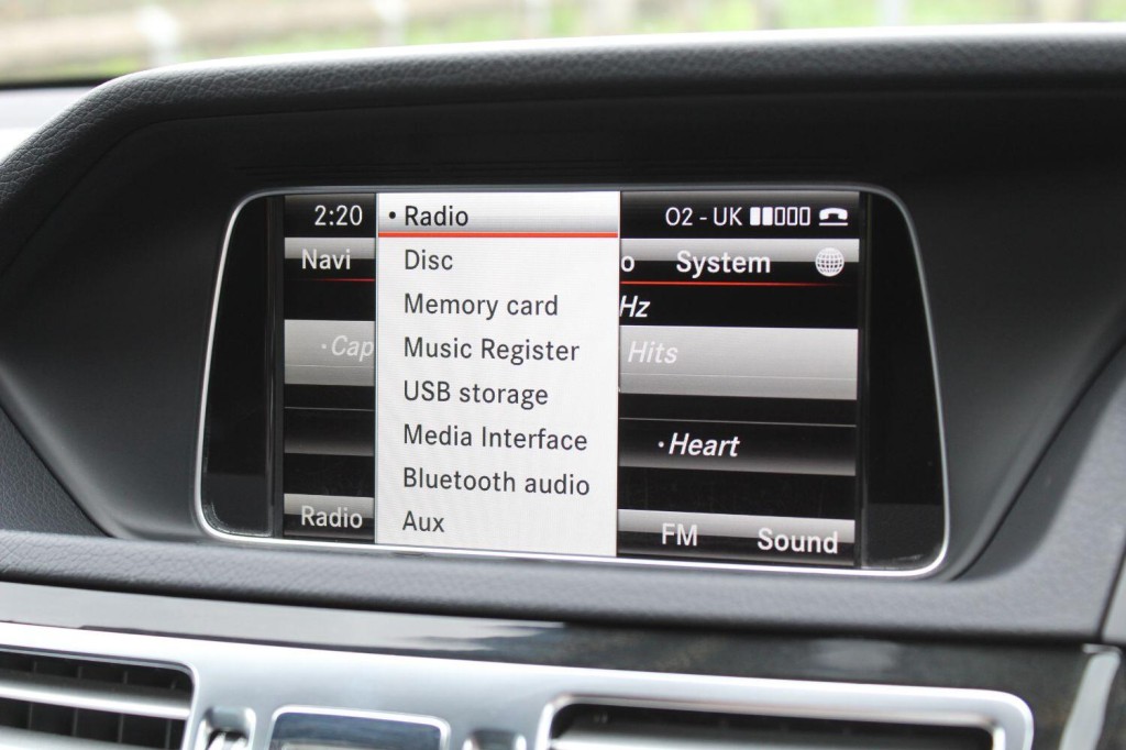 MERCEDES-BENZ E CLASS