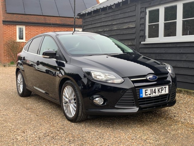 FORD FOCUS 1.0T EcoBoost Zetec Euro 5 (s/s) 5dr