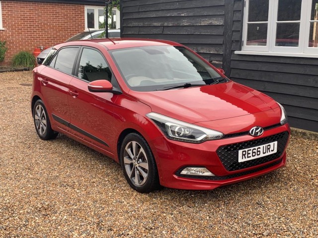 HYUNDAI I20 1.4 CRDi Premium Euro 6 5dr