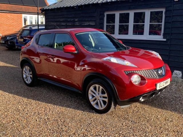 NISSAN JUKE 1.6 Acenta Premium Euro 5 (s/s) 5dr