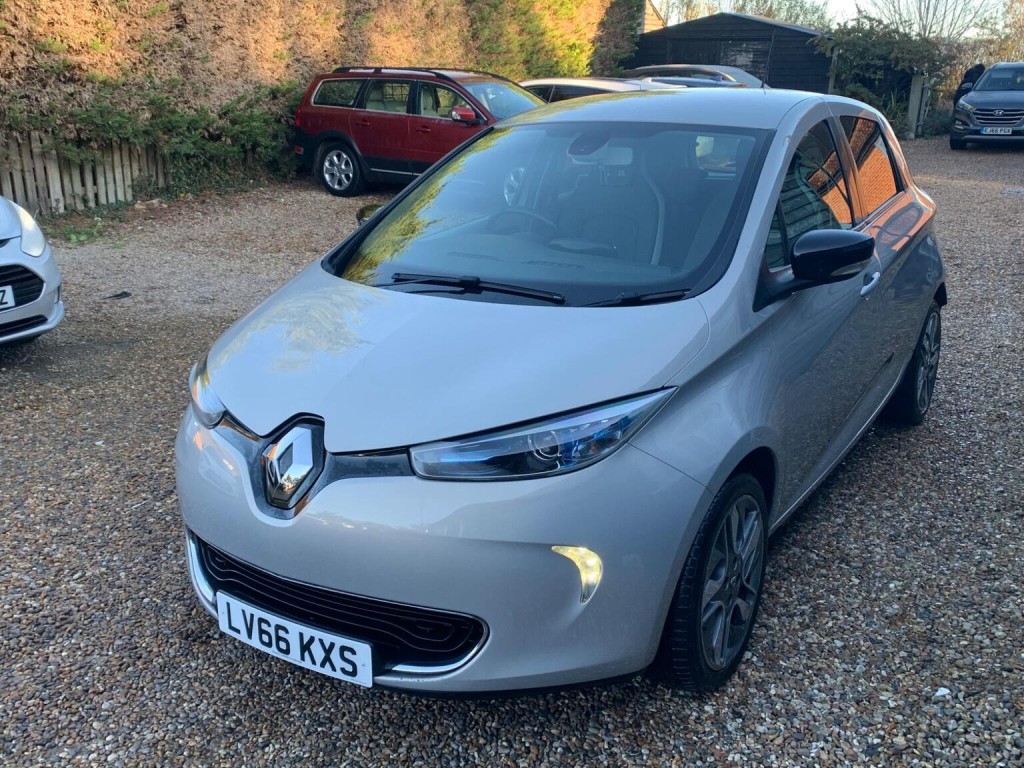 RENAULT ZOE