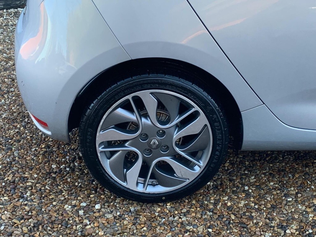 RENAULT ZOE
