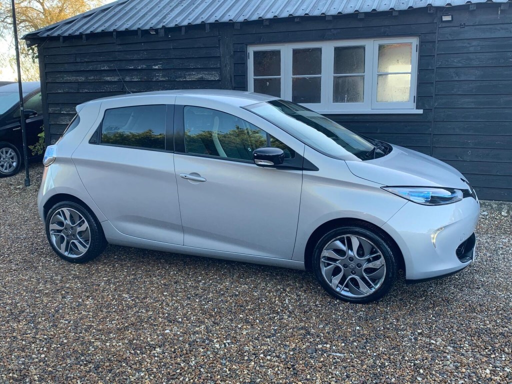 RENAULT ZOE