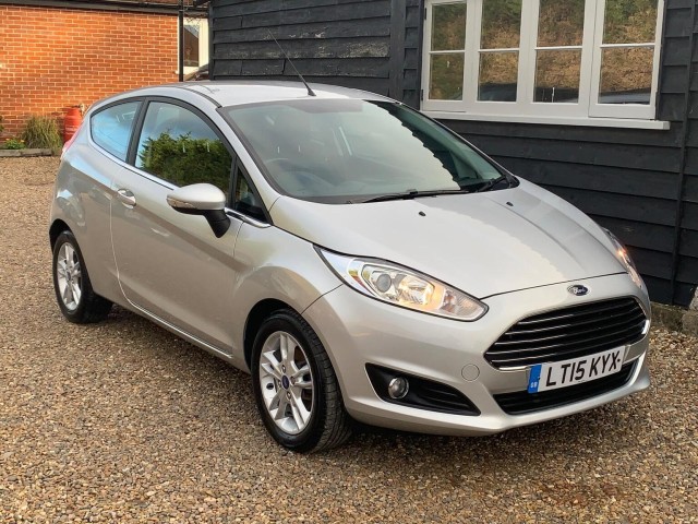 FORD FIESTA 1.0T EcoBoost Zetec Euro 5 (s/s) 3dr