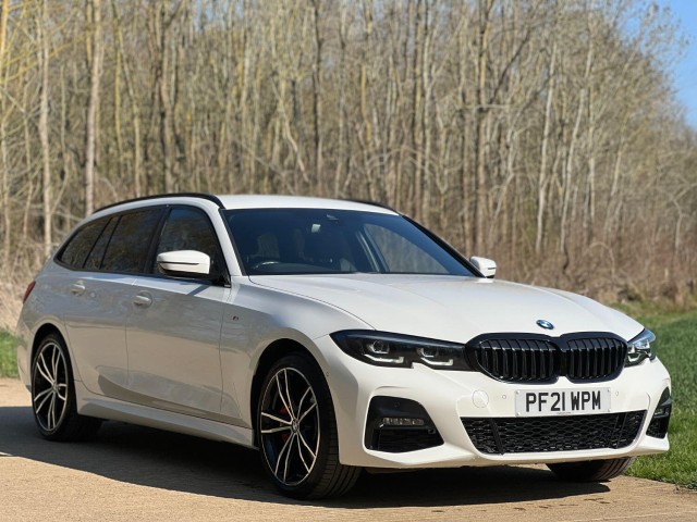 BMW 3 SERIES