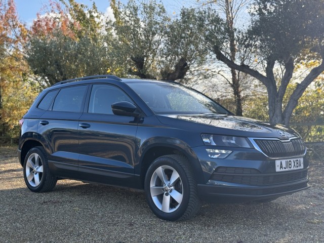 SKODA KAROQ