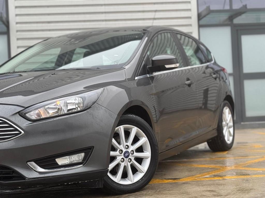 FORD FOCUS