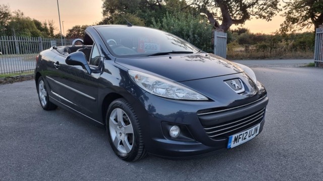 PEUGEOT 207 CC