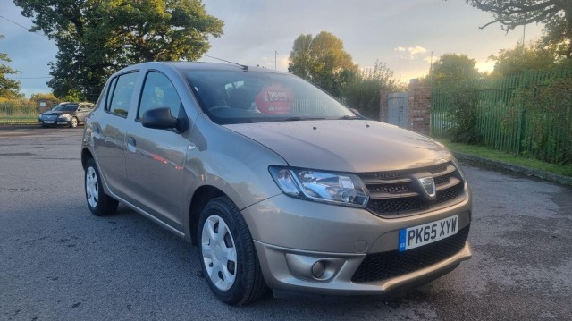 DACIA SANDERO