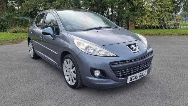 PEUGEOT 207