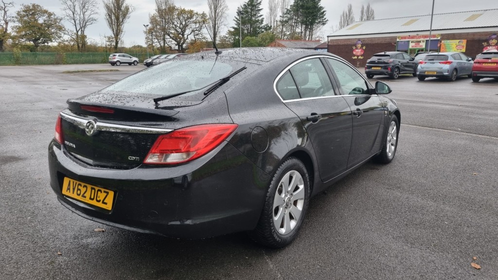 VAUXHALL INSIGNIA