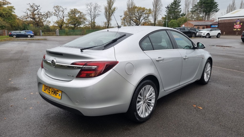 VAUXHALL INSIGNIA