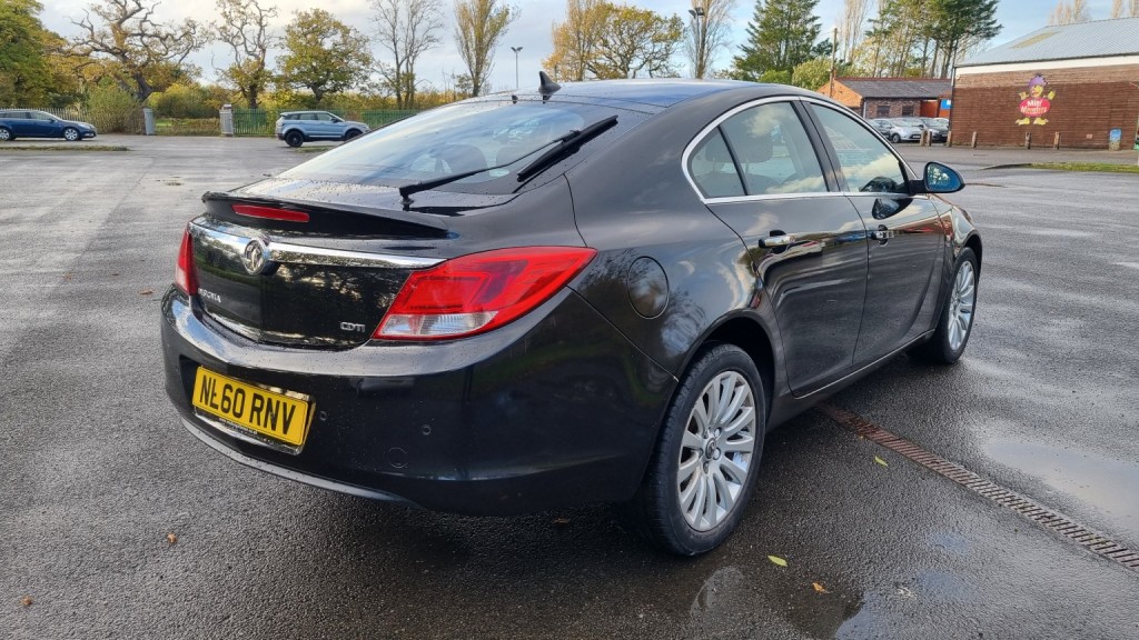 VAUXHALL INSIGNIA