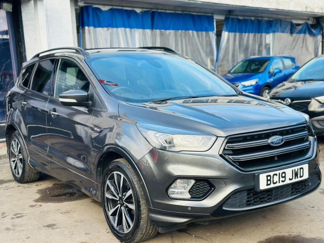 FORD KUGA