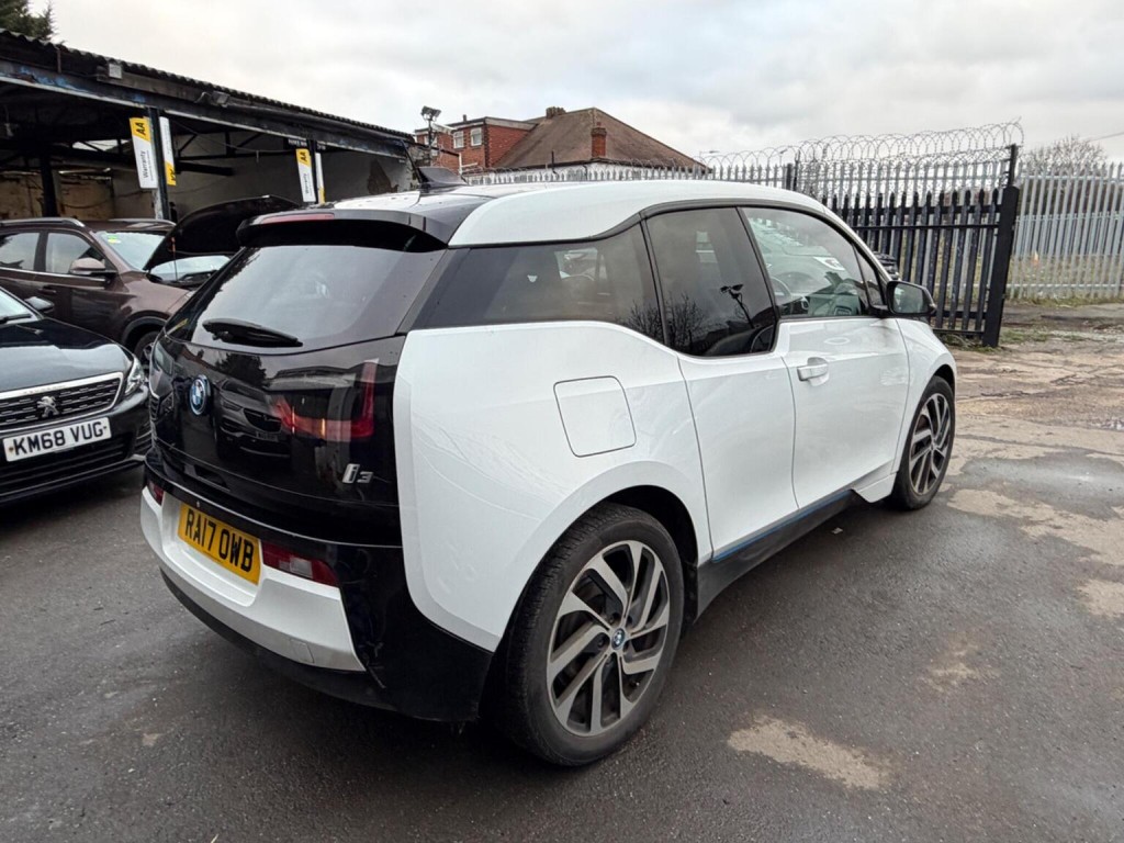 BMW I3