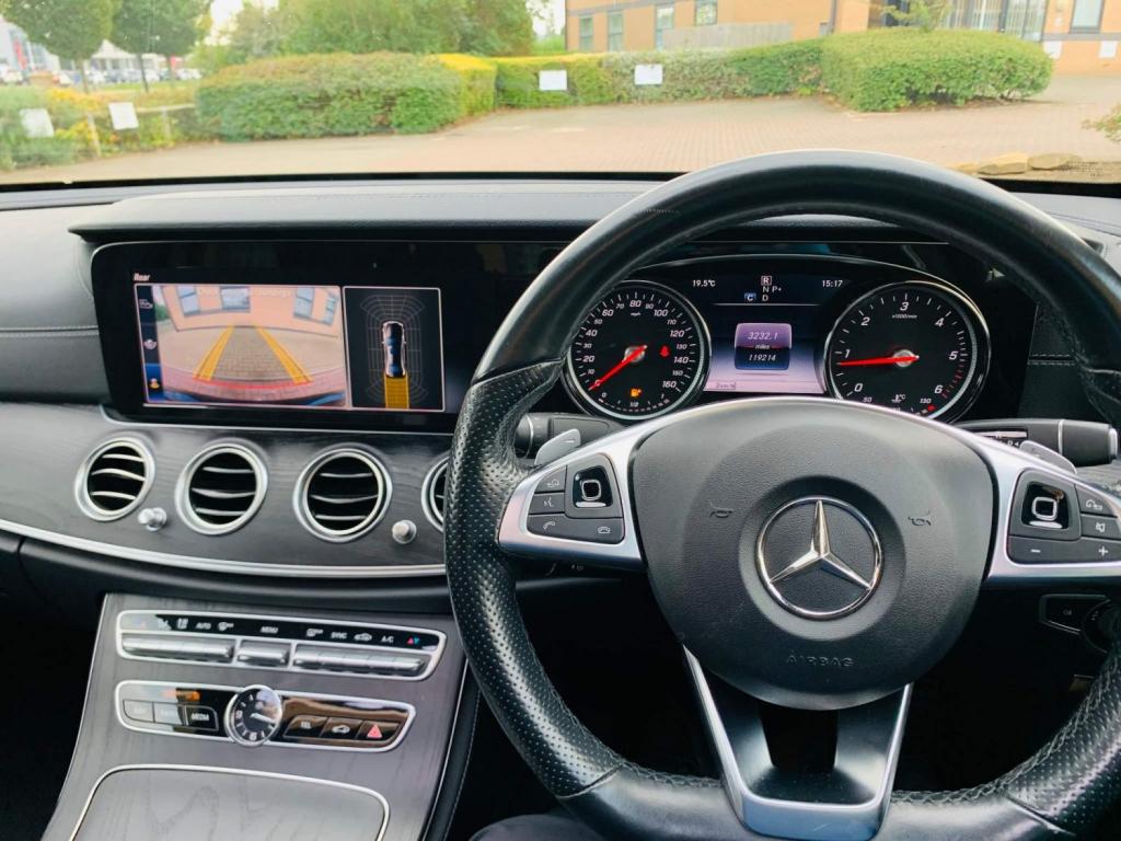 MERCEDES-BENZ E CLASS