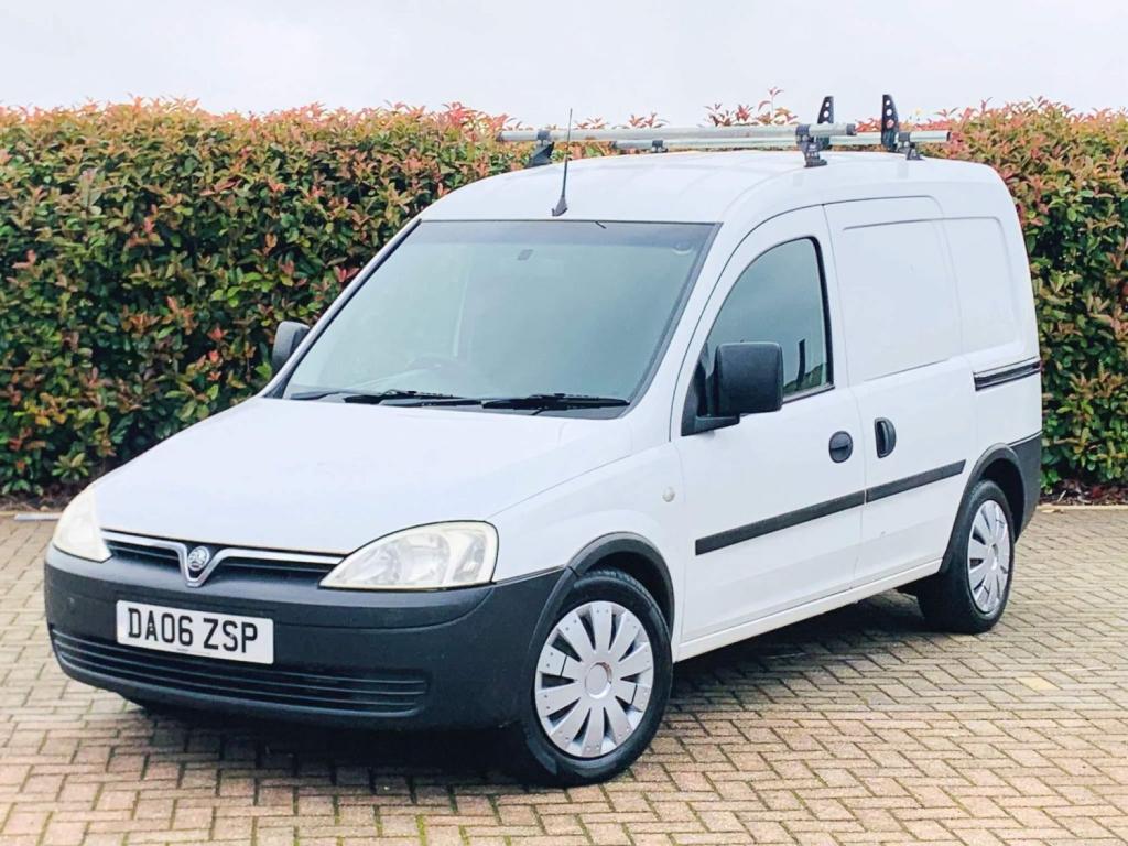 VAUXHALL COMBO