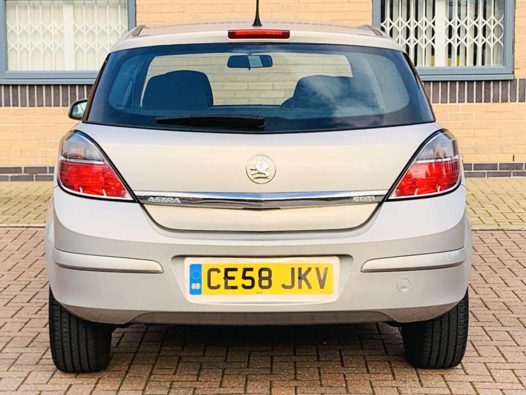 VAUXHALL ASTRA